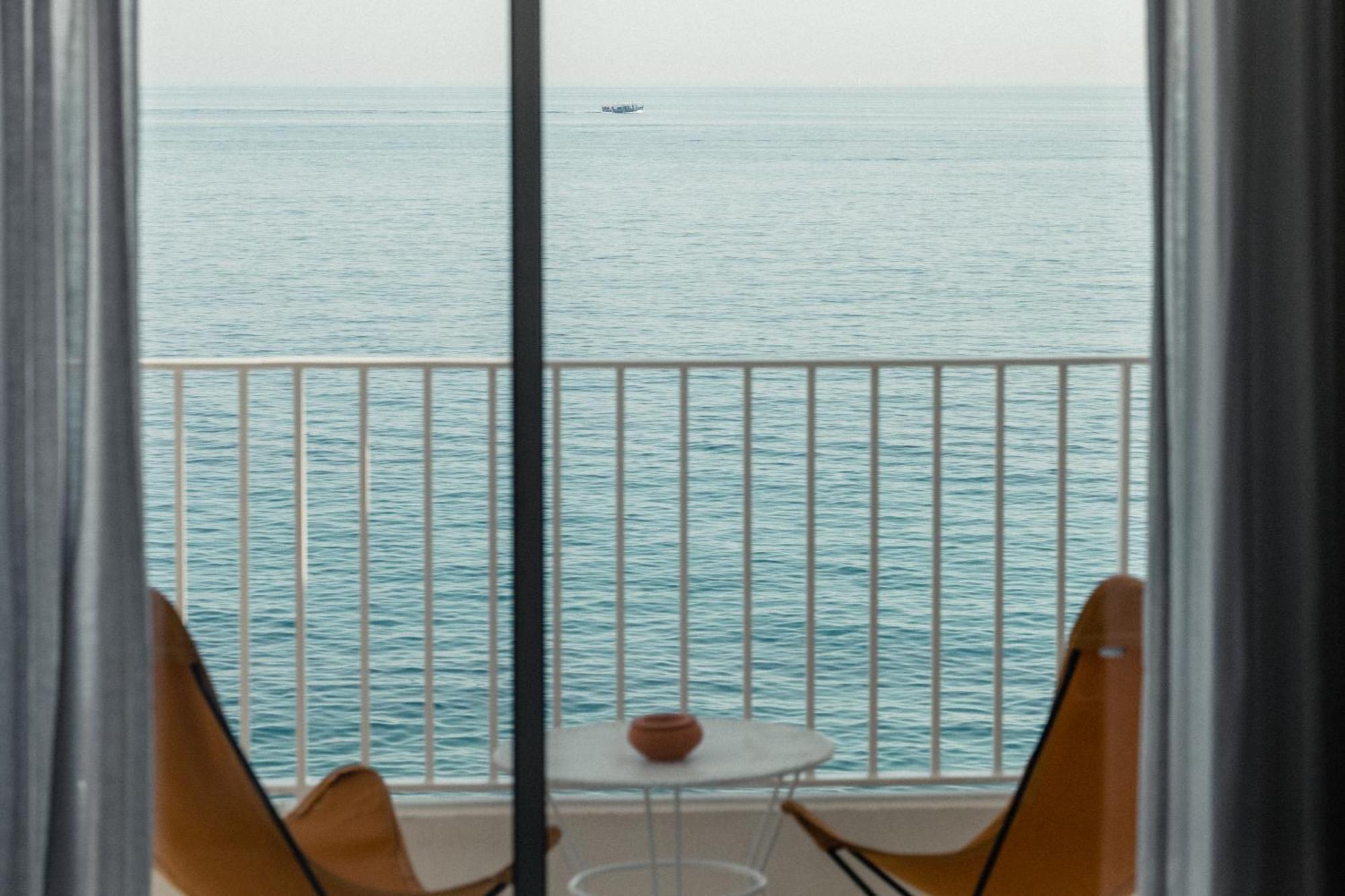Les Roches Rouges, A Beaumier Hotel Saint-Raphaël Exteriör bild